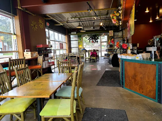 Colectivo Coffee Swan Blvd.