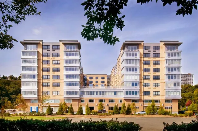 RiversEdge at Port Imperial