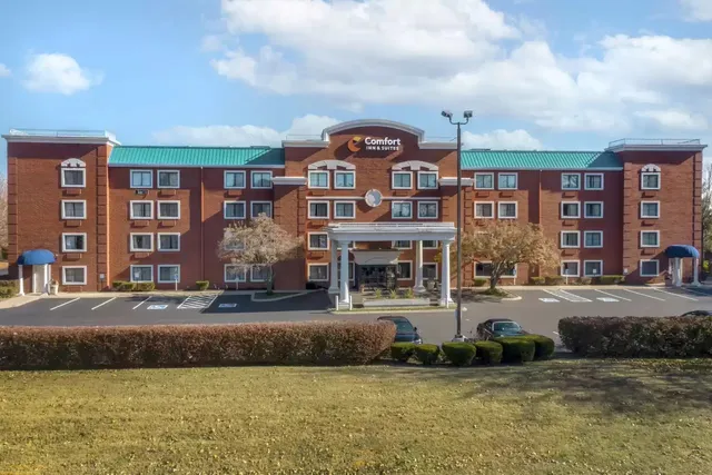 Comfort Inn & Suites Brentwood - Nashville