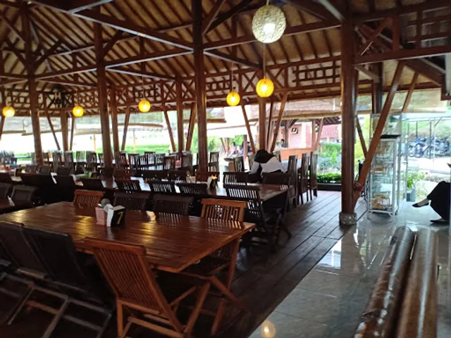 Gubug Makan Mang Engking Pandaan