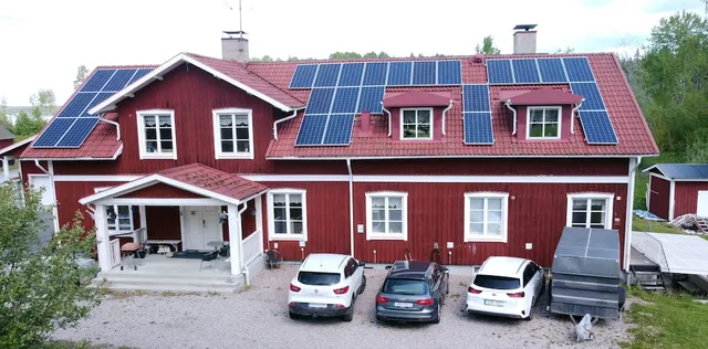 Solmyra 56 guest house and flea market