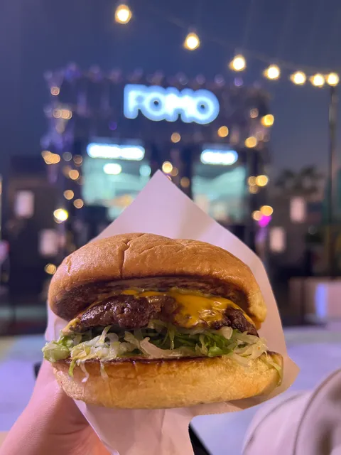 FOMO Burger | JLT