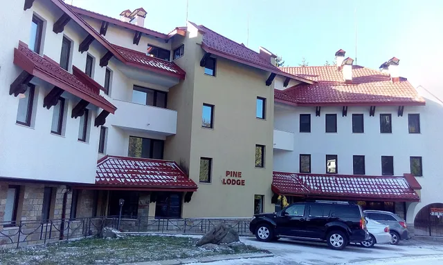 Pinelodge