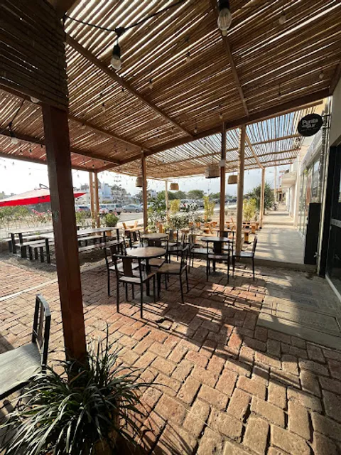 Juicy Lucy - Punta Hermosa