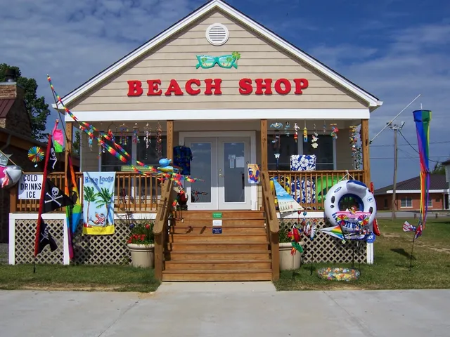Everything's Beachy "Beach Shop"