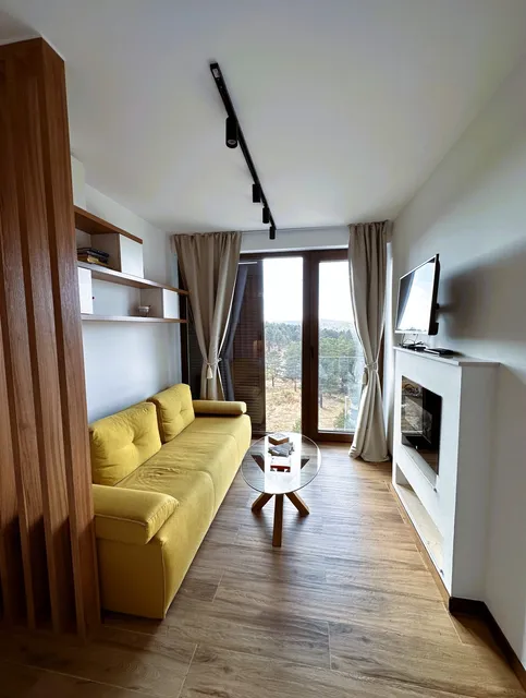 Beli Lotus apartman Borovi 1