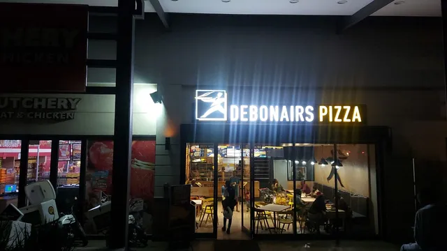 Debonairs Pizza