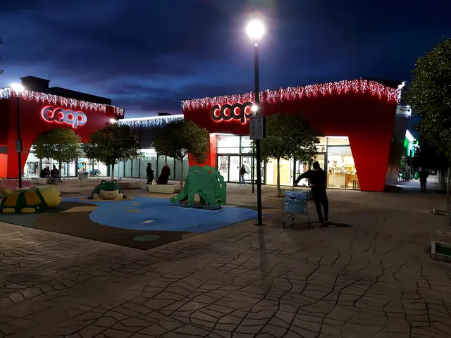 centro commerciale La Rosa