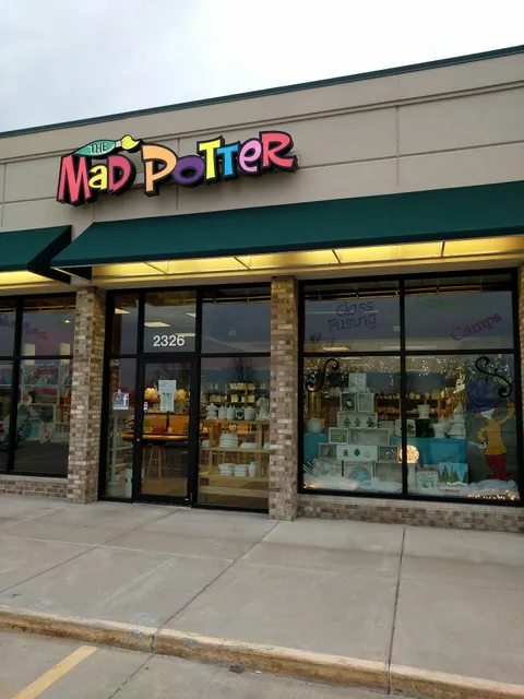 The Mad Potter, PYOP Bettendorf, IA
