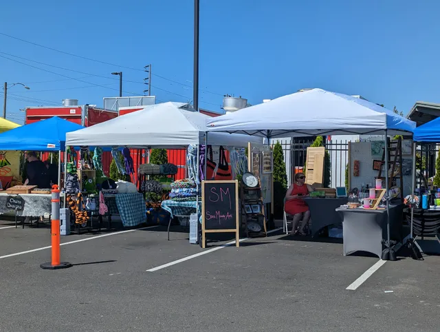 Fairview Sunday Market