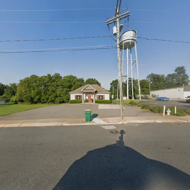 T & M Hair Gallery & Tanning