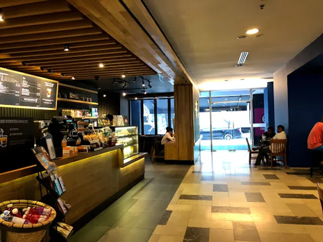 Starbucks Reserve - Publika Shopping Gallery