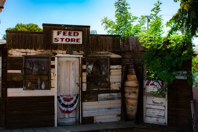 Rapstine’s Red Barn Antique Mall