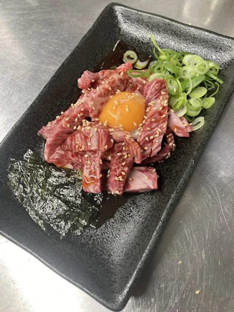 ヤキニク食堂ジューシー