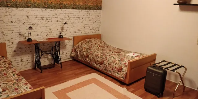 Ferienwohnung Holl; Wohnen am Weinberg