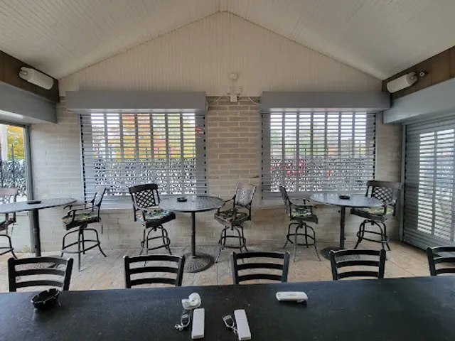 Willowick Restaurant & Lounge