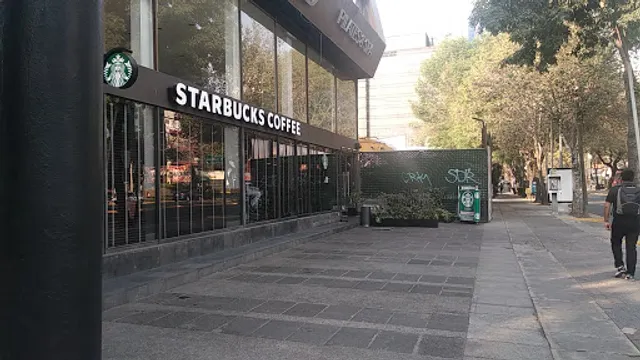 Starbucks Juan Pablo II