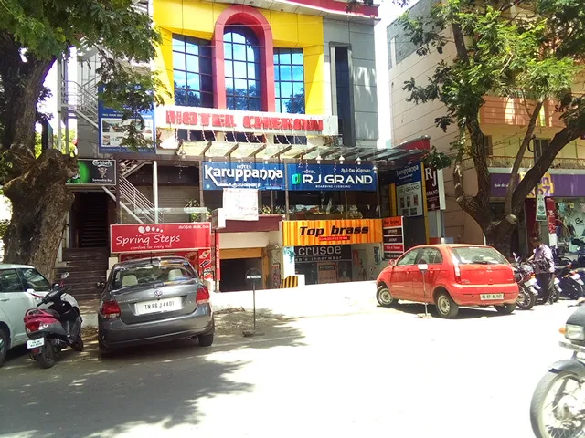 OYO 10551 Hotel RJ Grand