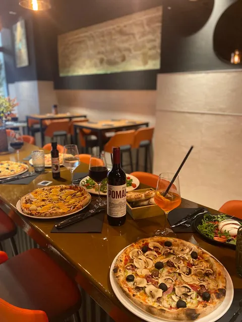 Nueve Pizzeria Bar Alicante