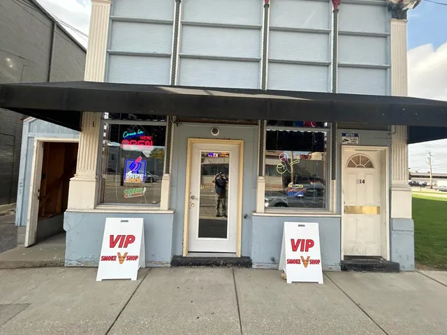 VIP Smoke Shop - Newport