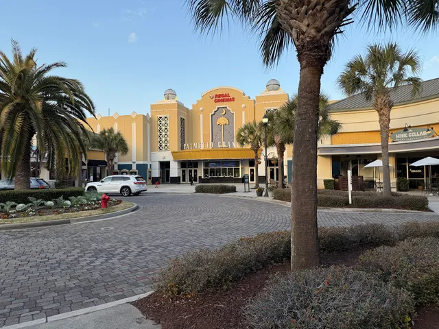 Regal Palmetto Grande