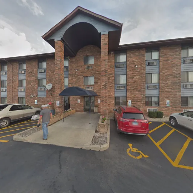 Baymont Inn & Suites Naperville