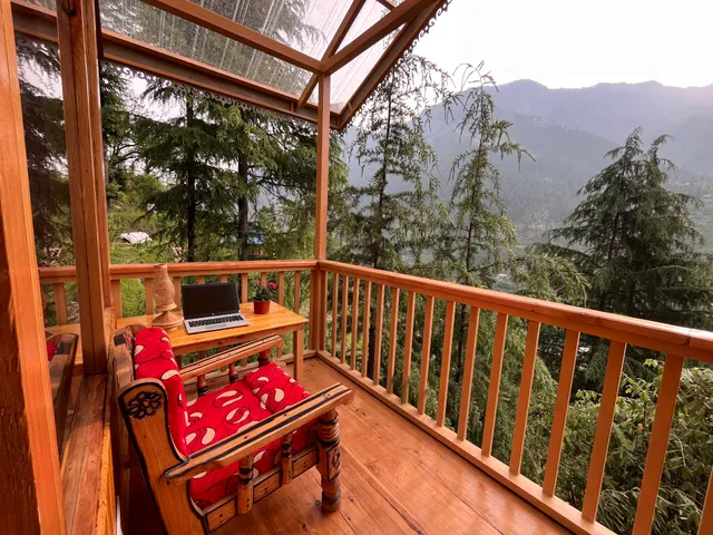 Jalori View Log House Jibhi and Jalori View Three Cottage Jibhi