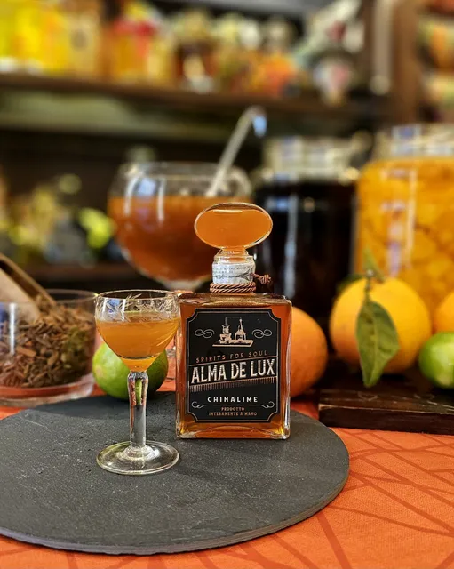 Alma De Lux - Produzione Liquori Artigianali