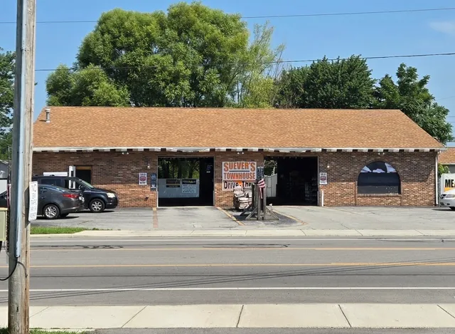 Suever's Town House Drive Thru