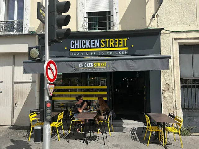 Chicken Street Le Mans Naan & Fried Chicken