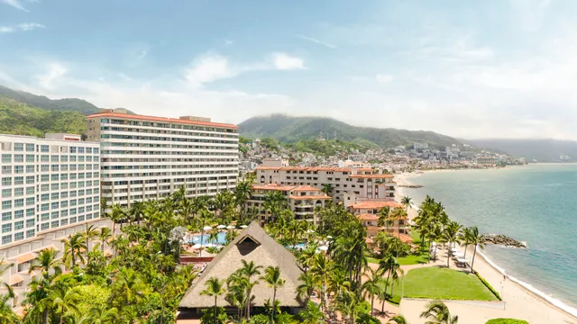 The Club at Sheraton Buganvilias