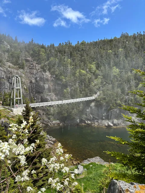 La Manche Suspension Bridge Trail