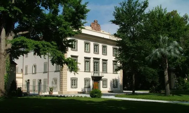 VILLA DEL LUPO