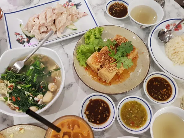 Go-Ang Pratunam Chicken Rice (VivoCity)