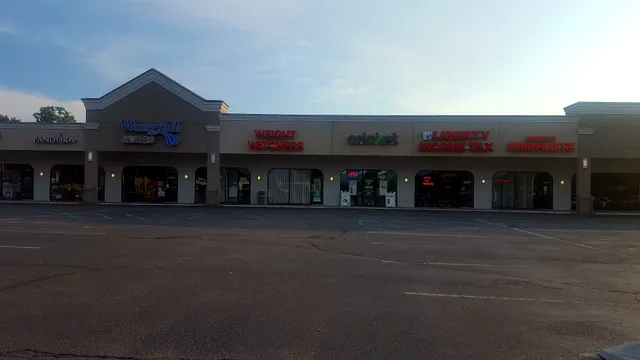 Waterfall Plaza Shopping Center