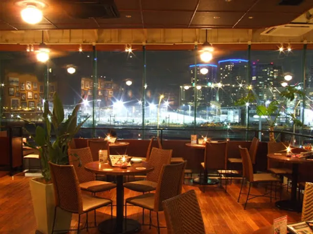 ALOHA TABLE Yokohama Bay Quarter