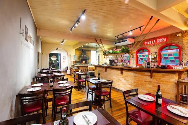 La Braciera Pizzaria - Pizza Napoletana