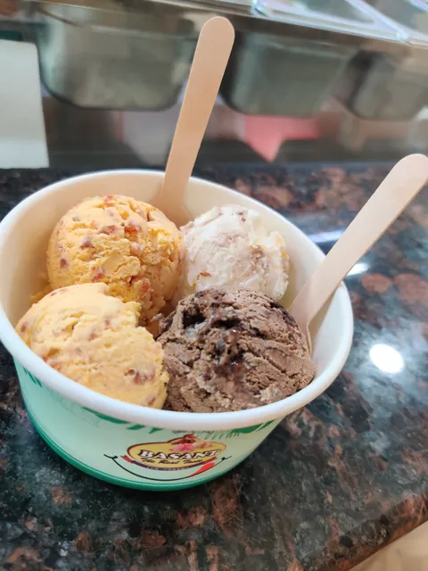 Basant Ice Cream Cafe & Foods