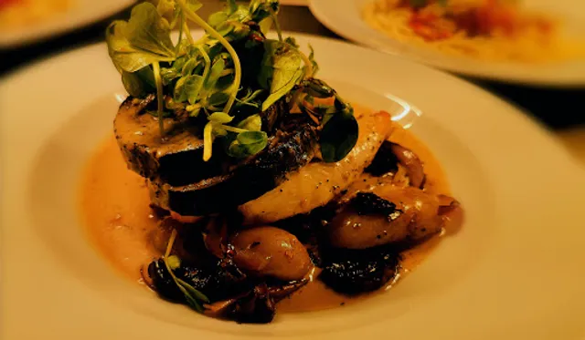 Old White Bear Public House and Restaurant