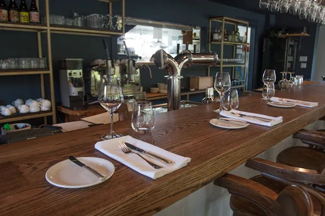 Chardo - resto & bar à vin