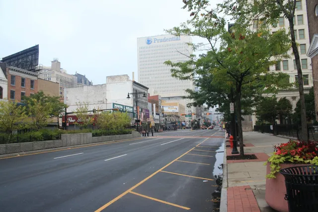 Courtyard by Marriott Newark Downtown