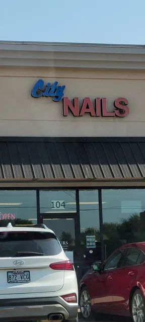 City Nails
