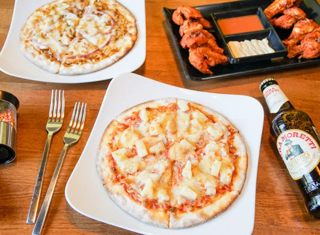 Pizza Rock Wenheng 搖滾披薩 鳳山文衡店 (最後點餐時間20:30)