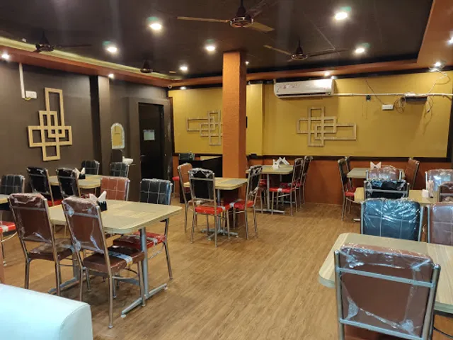 Rock n Roll Cafe & Restaurant