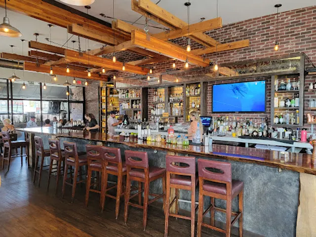 Plate 38 Kitchen And Bar