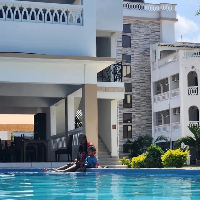 leomilo holidays diani