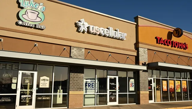 Authorized Retailer UScellular & T-Mobile