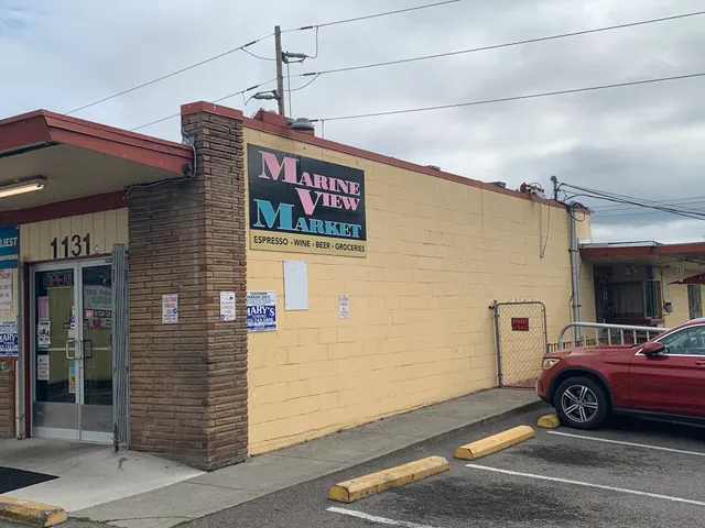 Marine View Market