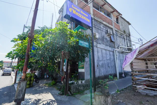 d'Mezzanine Yogyakarta - Guest House