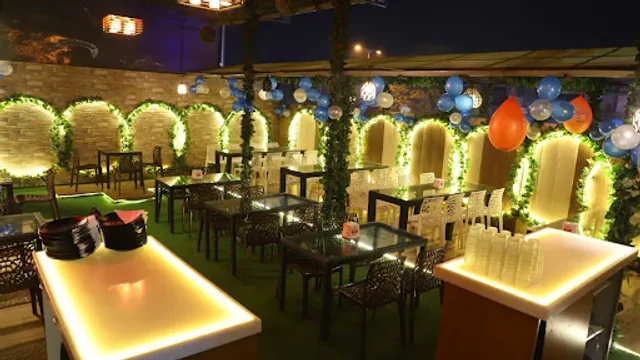 Manjeet Restaurant ( Jailroad )